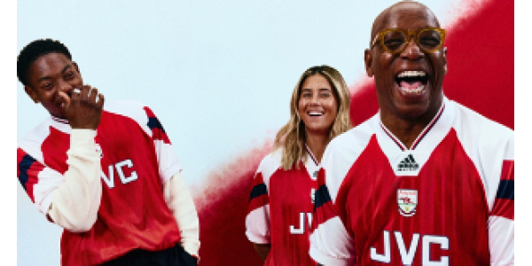 Les maillots rétro d'Arsenal sont les préférés des fans