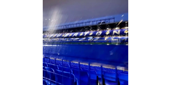 à cause du mauvais temps，Le match Everton-Liverpool reporté